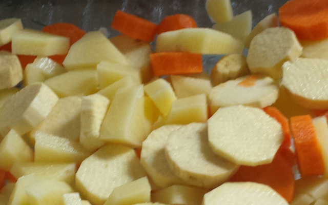 Pintado ao forno com legumes