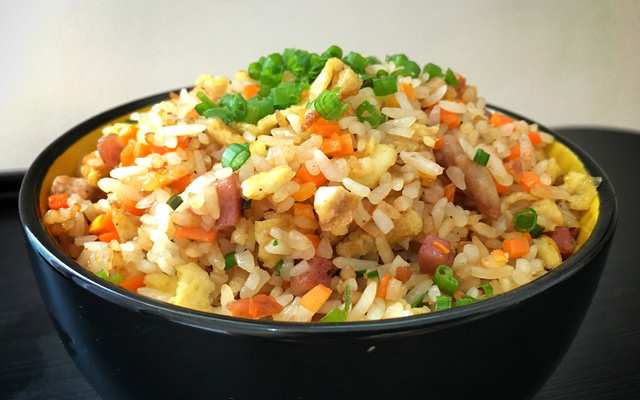 Arroz chinês - yakimeshi - fácil