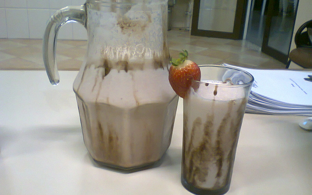 Coquetel de morango sem álcool