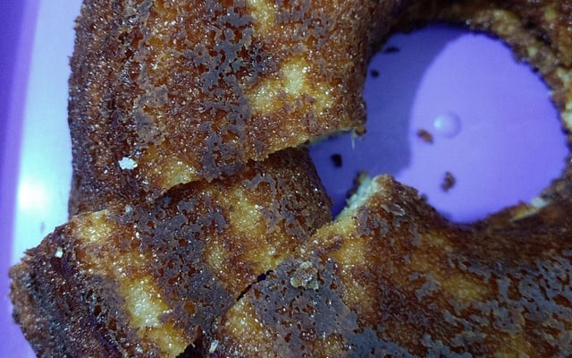 Bolo de mandioca crua