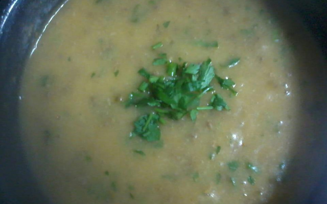 Caldo de carne moída com mandioca