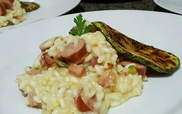 Risoto de abobrinha com linguiça defumada