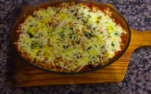 Purê de batata com carne (ponta de peito)