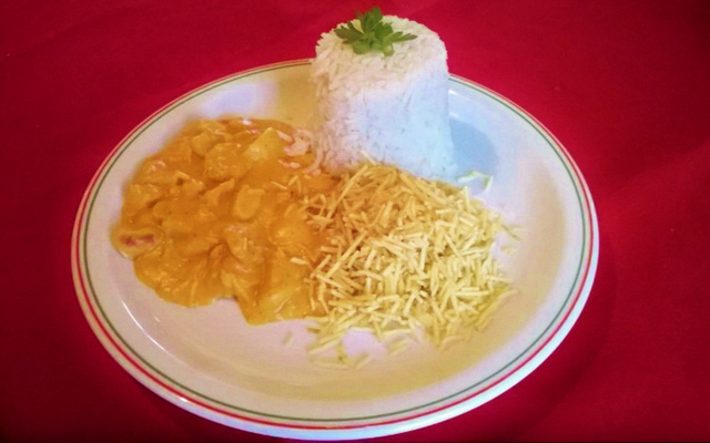 Estrogonofe de frango na pressão