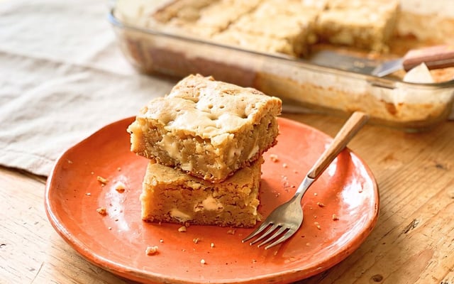 Brownie de leite Ninho com massa úmida e cremosa