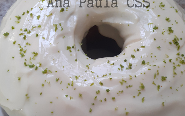 Bolo verde de limão