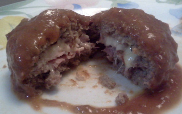 Polpetone assado e recheado