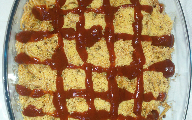 Macarrão com carne moída