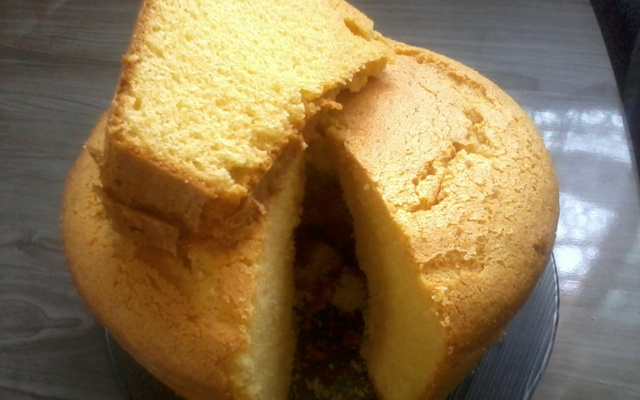 Bolo de fubá de liquidificador super fofo