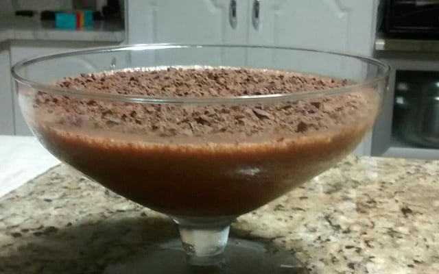 Mousse de chocolate hiper fácil e mega gostoso