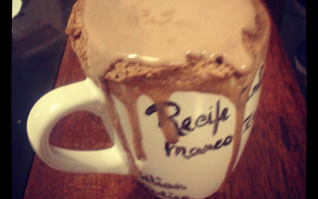 Bolo na xícara (cupcake brasileiro)