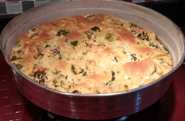 Torta de escarola com ricota