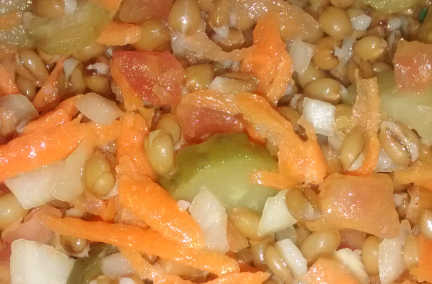 Salada de trigo em grão