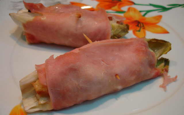 Barcas de endívias a rolê