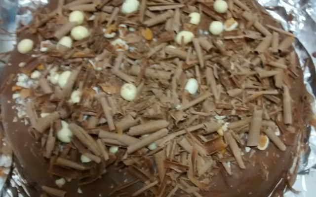 Bolo bombom de côco e chocolate
