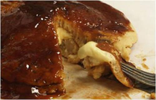 Torta de banana caramelizada