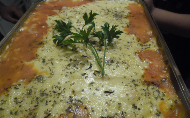 Escondidinho de carne moída e mandioquinha salsa