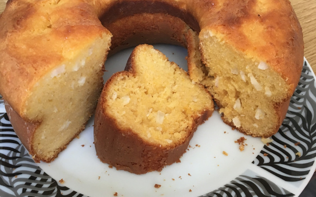 Bolo de fubá no liquidificador