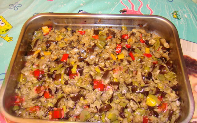 Antepasto com berinjela