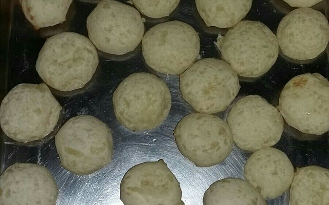 Pão de queijo fácil, rápido e prático