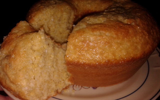 Bolo de vitamilho com coco