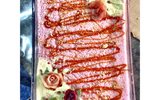 Sobremesa cremosa de morango