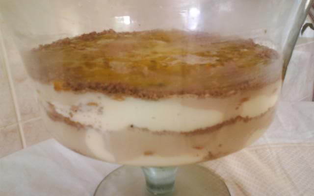 Pavê de chocolate preto e chocolate branco