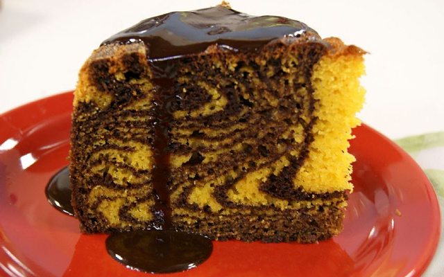 Bolo de cenoura delícia