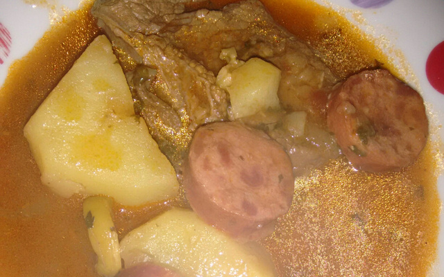 Bife fácil na panela de pressão