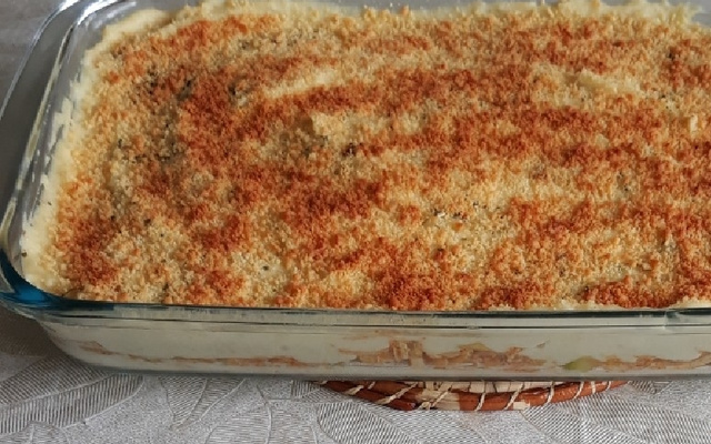 Escondidinho de frango com batata doce fit