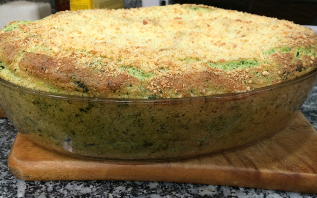 Souflé delicioso de espinafre sucesso garantido