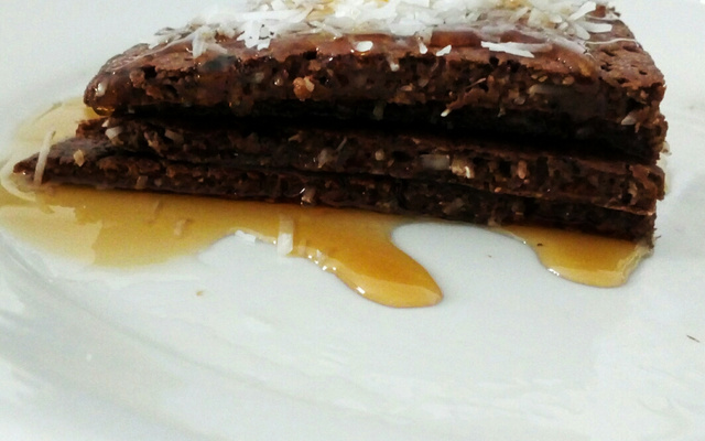 Panqueca fit de aveia, cacau e coco