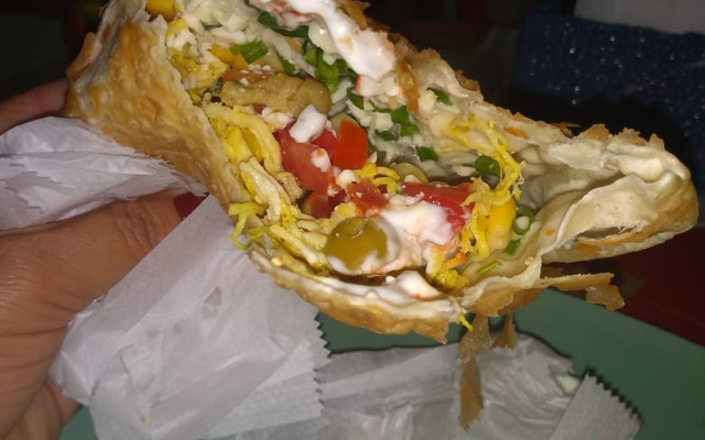 Pastel frito para 100 pessoas