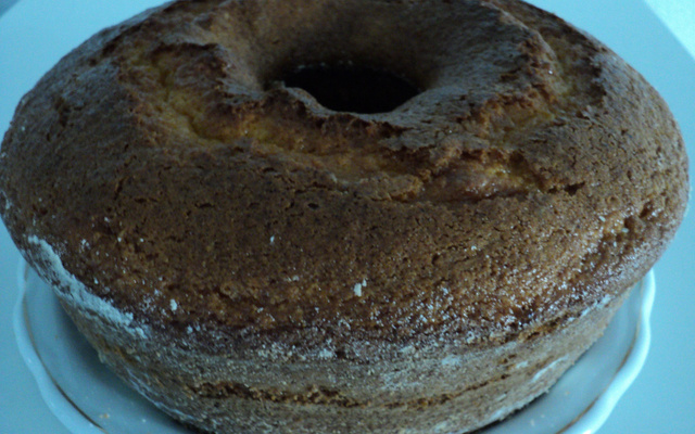 Bolo de fubá fofo e rápido