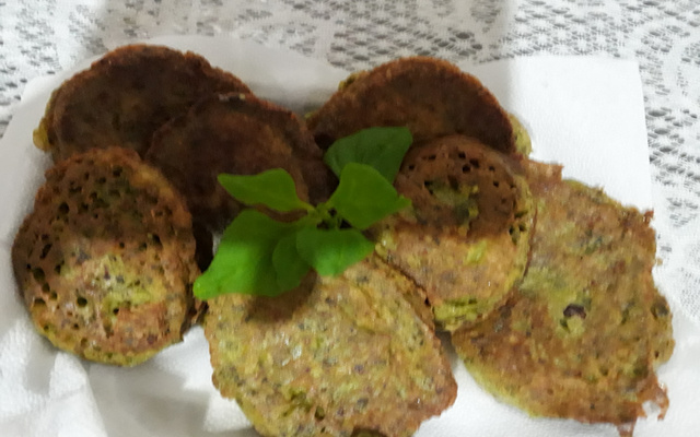 Bolinho de carne com espinafre