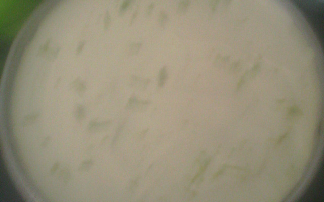 Bolo verdinho com creme de Limão