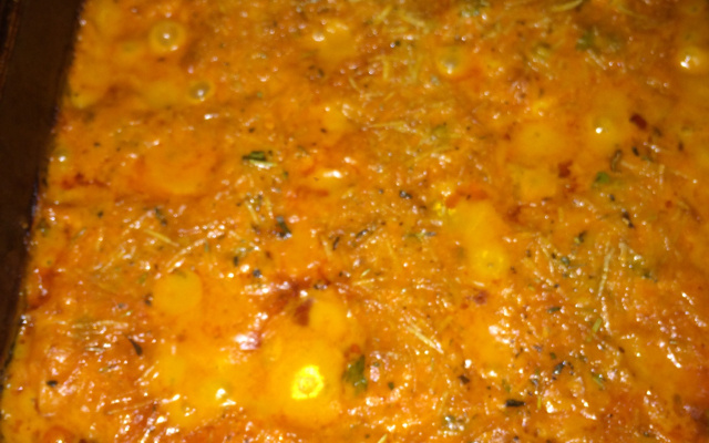 Filé de peixe ao molho de tomate com requeijão