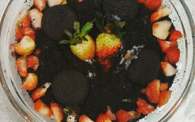 Torta de biscoito com morango