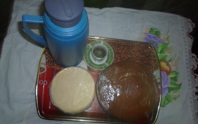 Bolo de fubá com rapadura