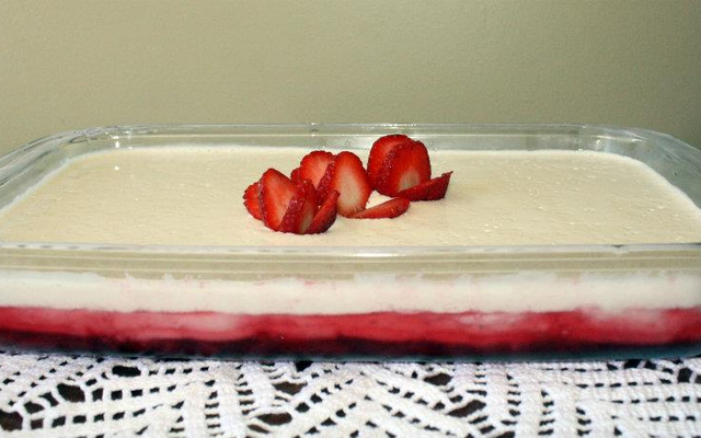 Sobremesa de morangos Quenta-Sol