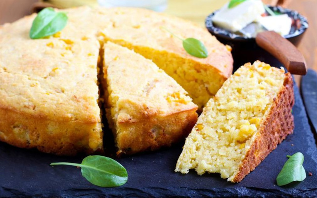 Bolo flocão de milho na air fryer