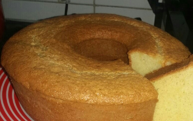 Bolo de creme de leite