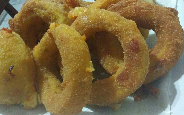 Anéis de cebola temperados