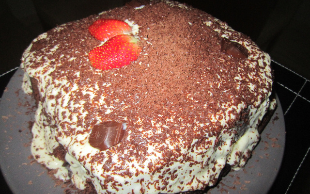 Bolo de chocolate com calda