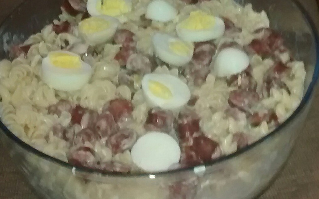 Macarronada com linguiça mista