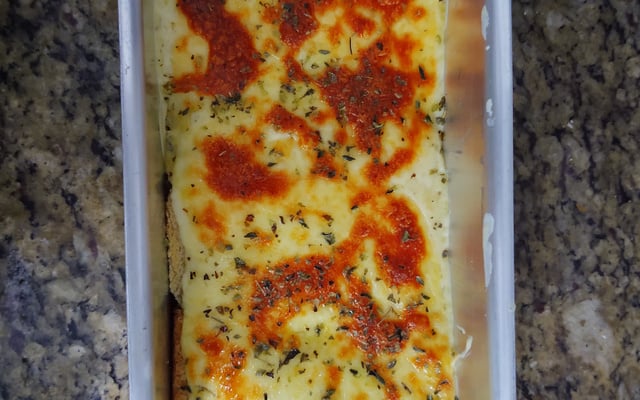 Sanduíche gratinado