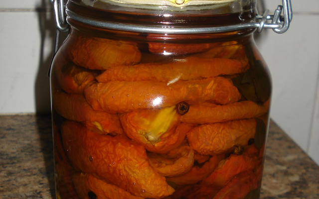 Compota de tomate seco