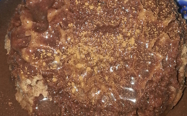 Bolo simples de caneca de micro-ondas