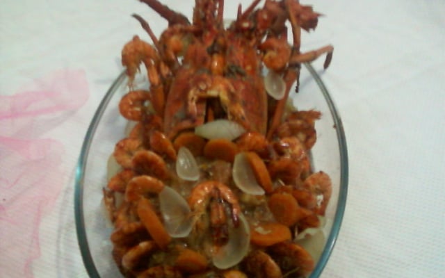 Lagosta Caprichada ao Alho e Óleo
