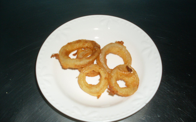 Aneis de cebola crocantes